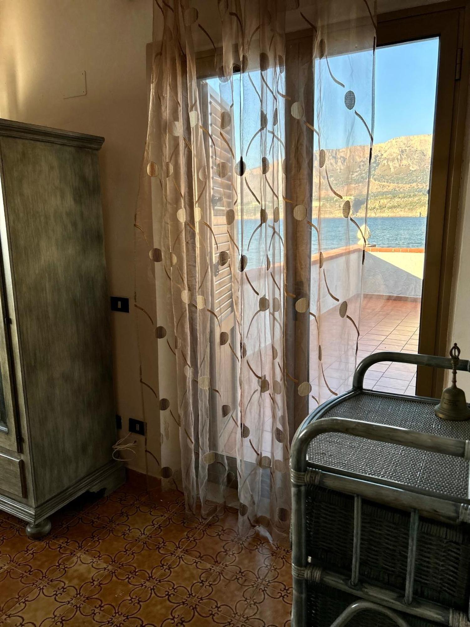 Casa Vacanza Barbera - In Riva Al Mare Villa Трапето Екстериор снимка