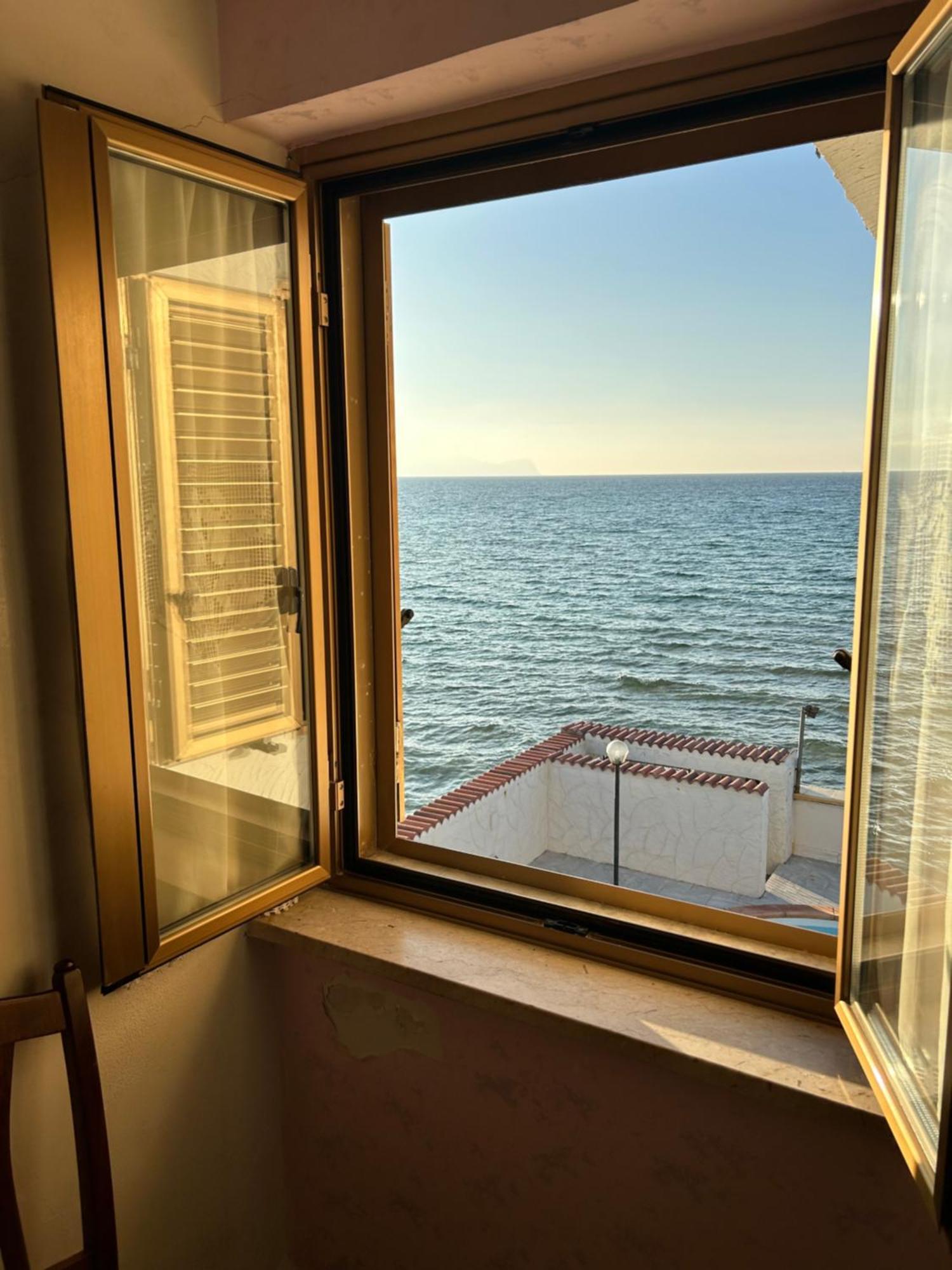 Casa Vacanza Barbera - In Riva Al Mare Villa Трапето Екстериор снимка