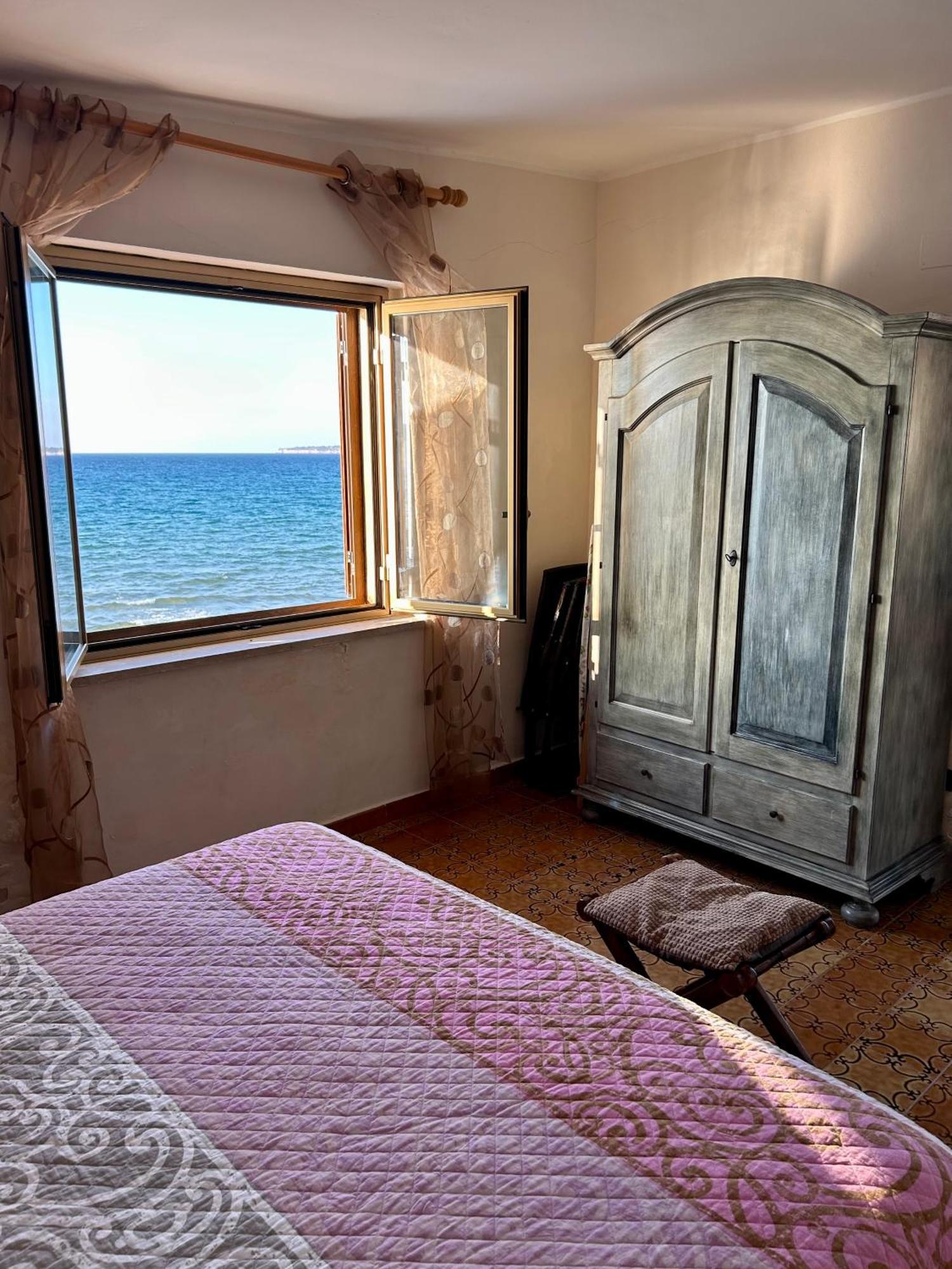 Casa Vacanza Barbera - In Riva Al Mare Villa Трапето Екстериор снимка